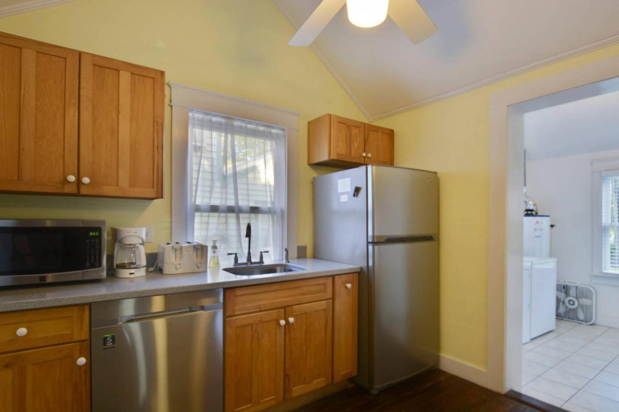 First Breath By Avantstay Close To Old Town W Pool Month Long Stays Only Key West Exterior photo